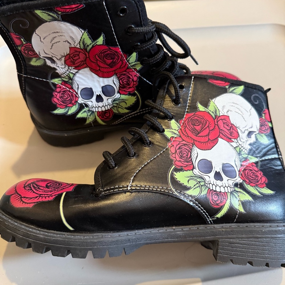Skull and Rose boots